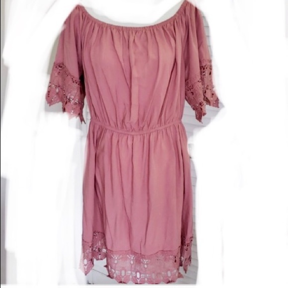 iris Dresses & Skirts - Iris Lace Trim Dress